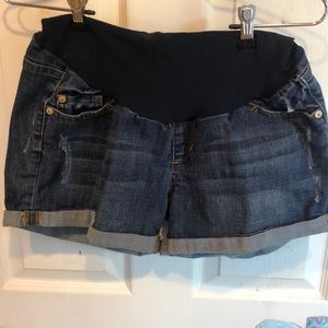 Full panel jean shorts